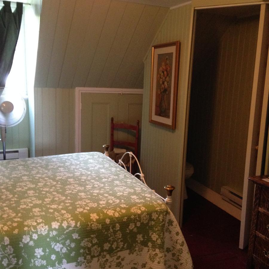 Auberge Les Blancs Moutons Saint-Laurent-de-l'ile d'Orleans Kültér fotó